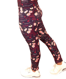 WOMAN WEARING PLUS SIZE EIFFEL TOWER LEGGINGS