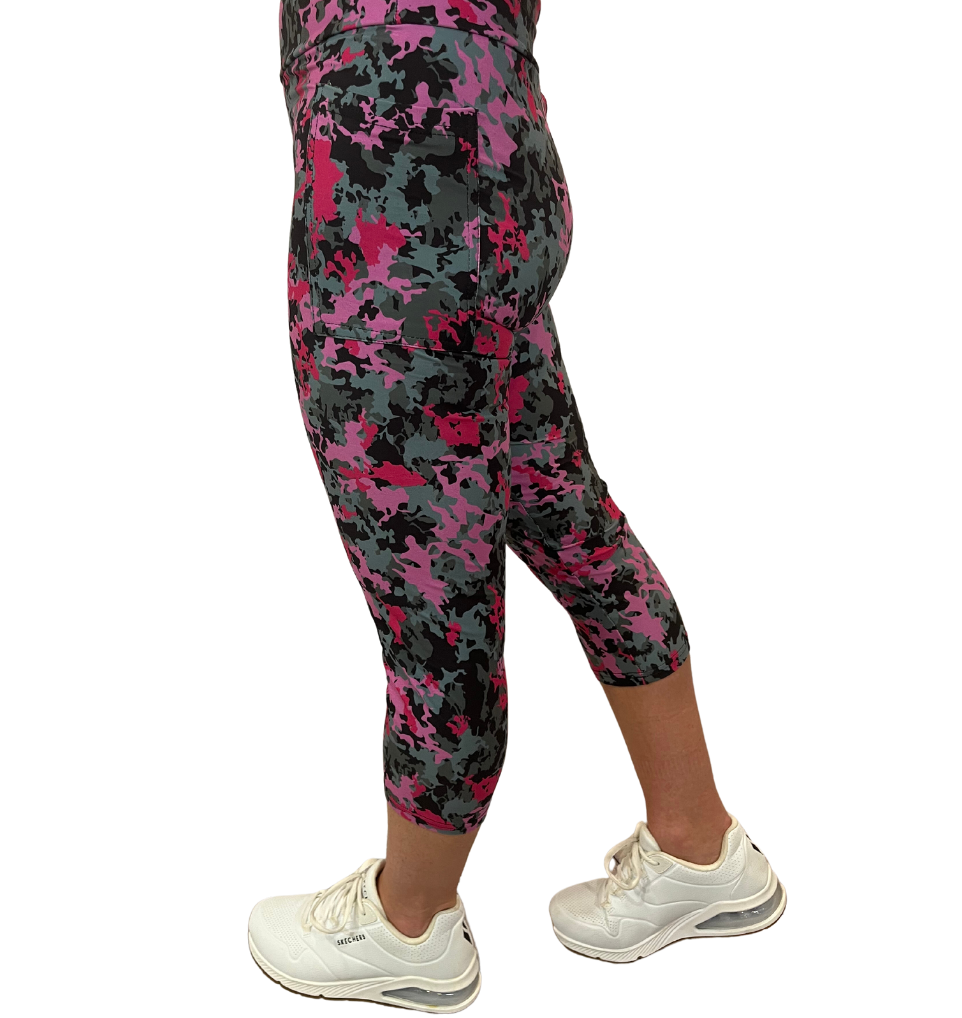 ONE SIZE PURPLE CAMO LEGGING CAPRIS