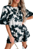 WOMAN WEARING SHORT SLEEVE BLACK TIE-DYE TOP