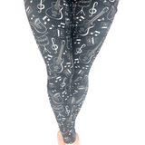 WOMAN WEARING EXTRA PLUS MUSIC LEGGINGS