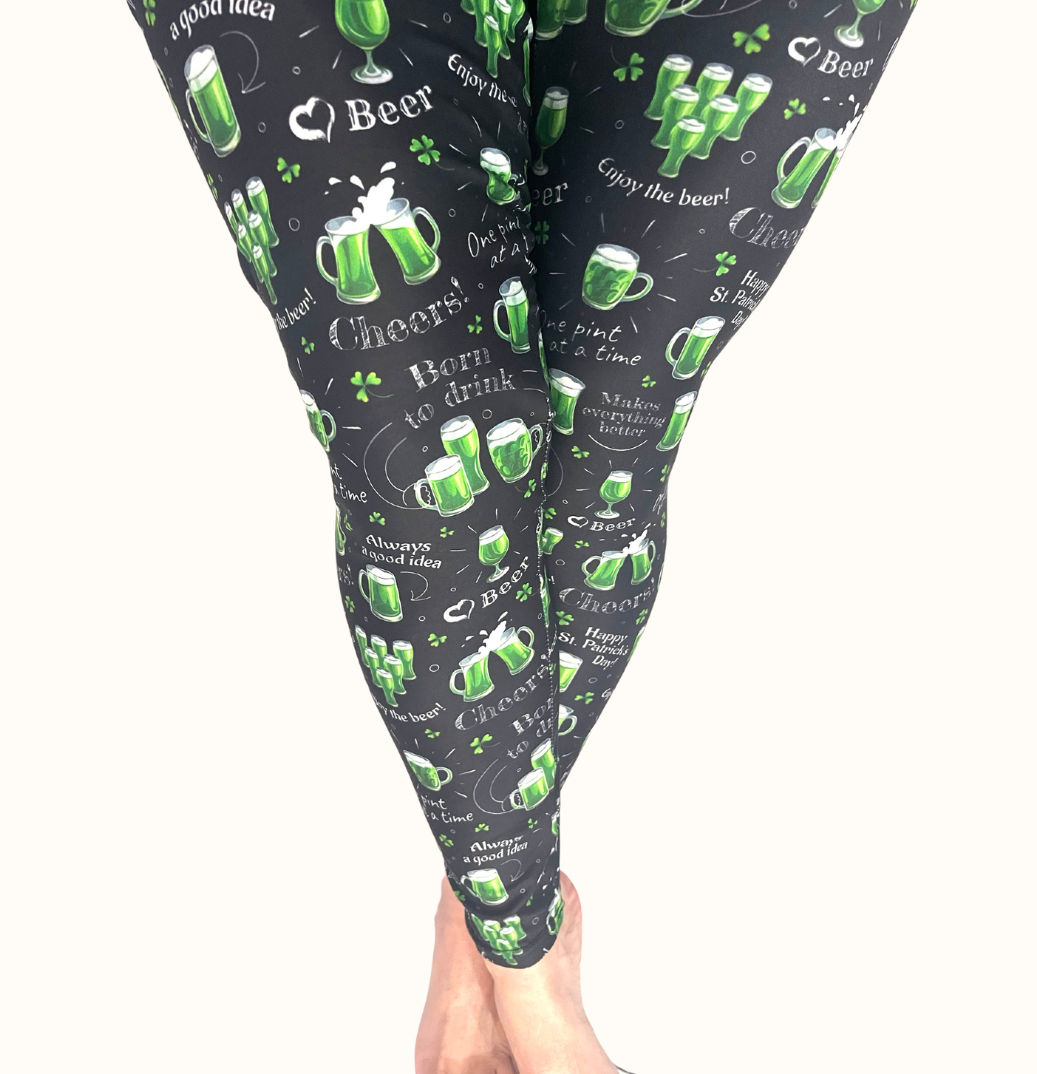 WOMAN WEARING ST. PADDY'S LEGGINGS
