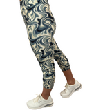 CURVY NAVY AND WHITE LEGGING CAPRIS