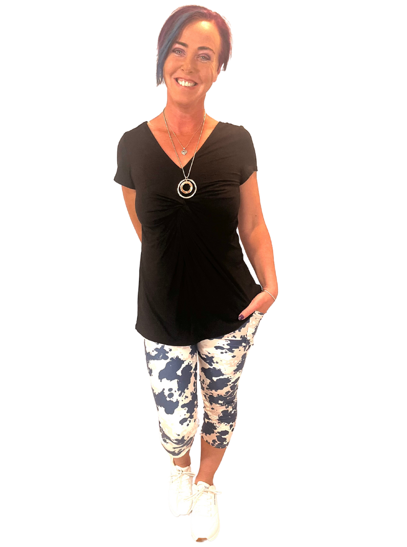 EXTRA PLUS SIZE NAVY AND WHITE CAMOUFLAGE LEGGING CAPRIS – Luv 21 Leggings  & Apparel Inc.