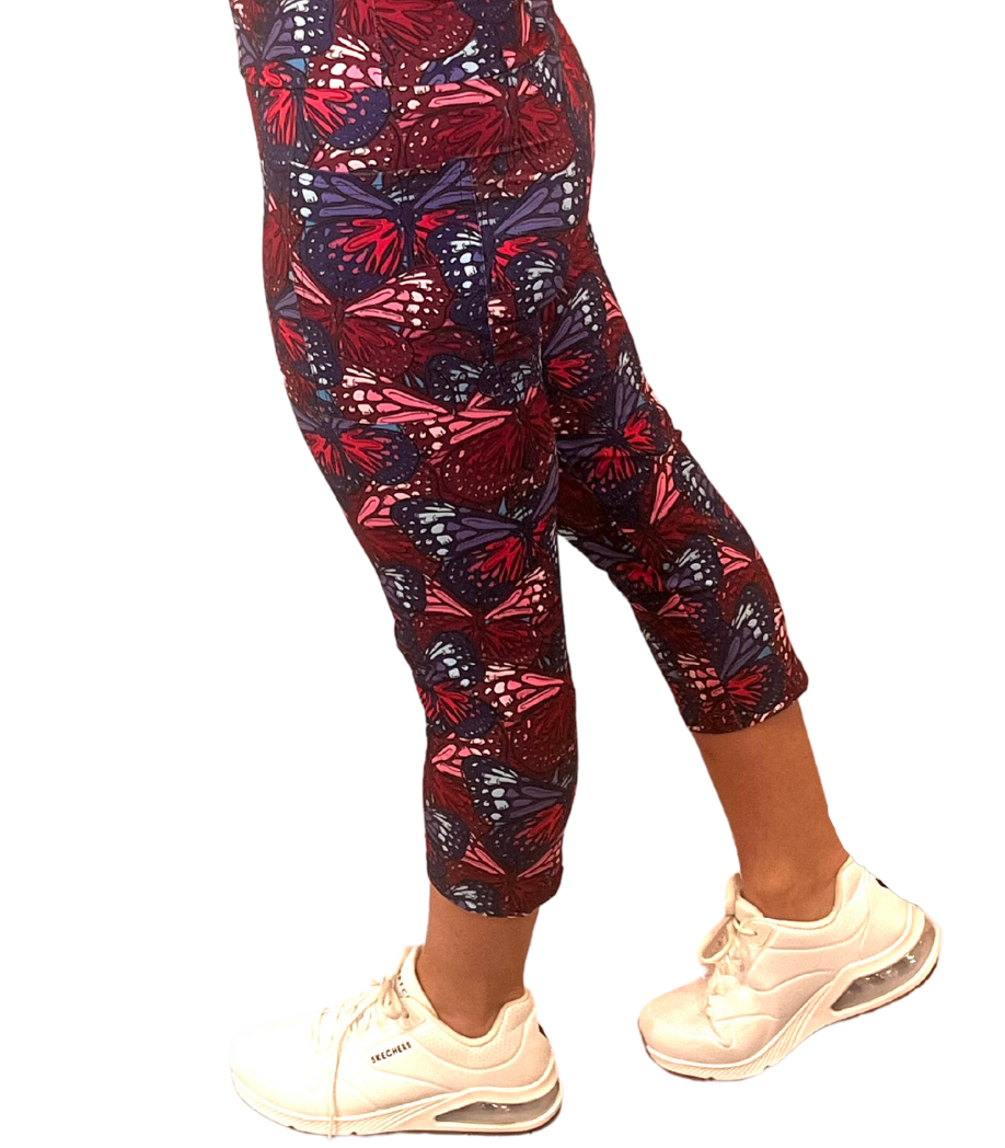 PLUS SIZE BUTTERFLY YOGA BAND LEGGING CAPRIS WITH POCKETS – Luv 21 Leggings  & Apparel Inc.