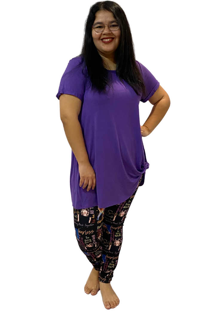 PLUS SIZE PURPLE SHORT SLEEVE SHIRT WITH SIDE RUCH FOR LEGGINGS – Luv 21  Leggings & Apparel Inc.