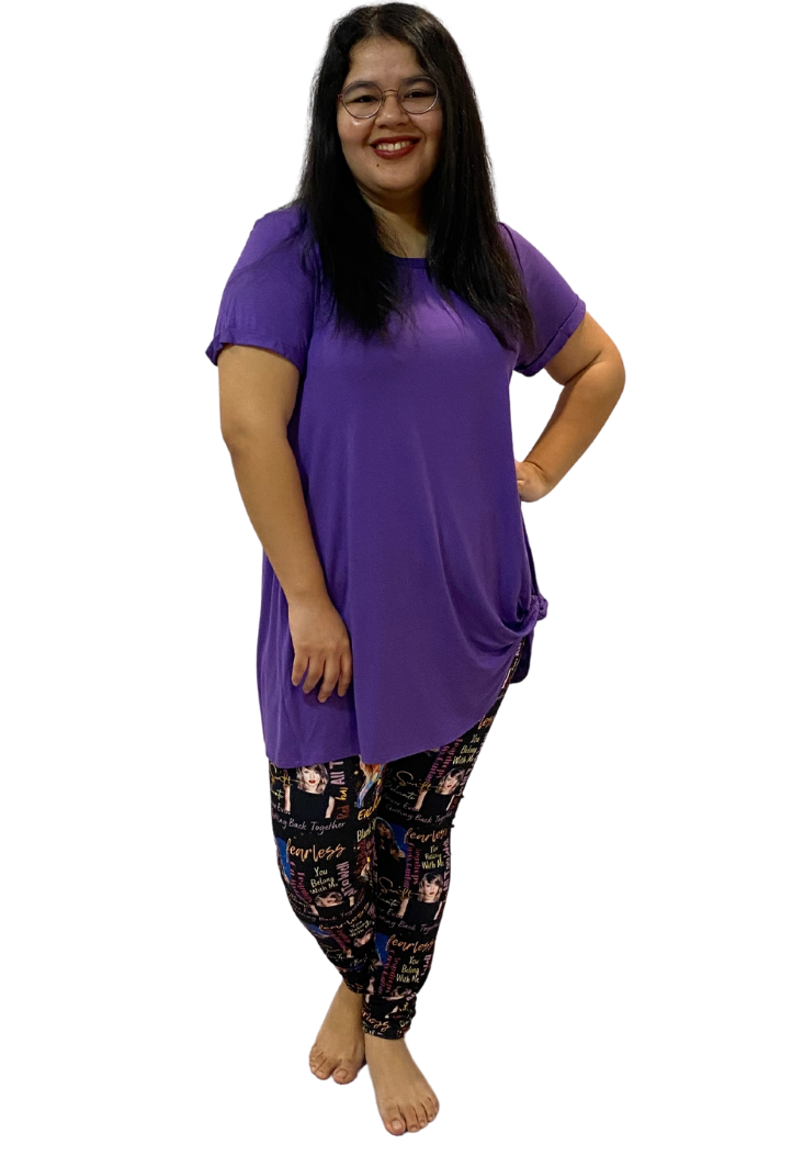 PLUS SIZE TAYLOR SWIFT LEGGINGS IN CANADA – Luv 21 Leggings & Apparel Inc.