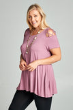 WOMAN WEARING A PLUS SIZE LAVENDAR TUNIC