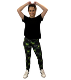 WOMAN WEARING JOHN DEERE LEGGINGS