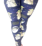 WOMAN WEARING EXTRA PLUS STAR WARS LEGGINGS